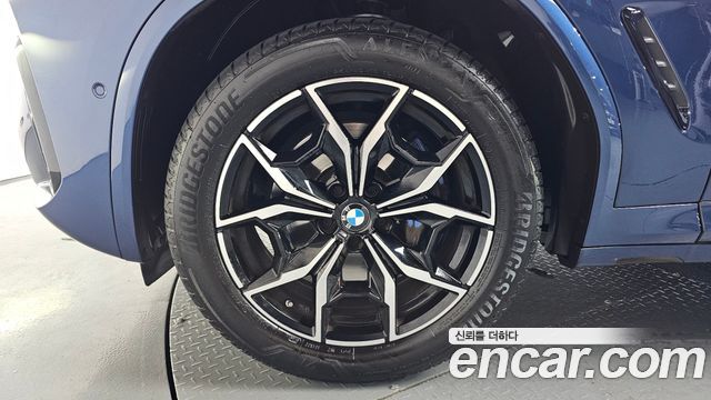 BMW X4 G02 xDrive20i M Sport - фото 3