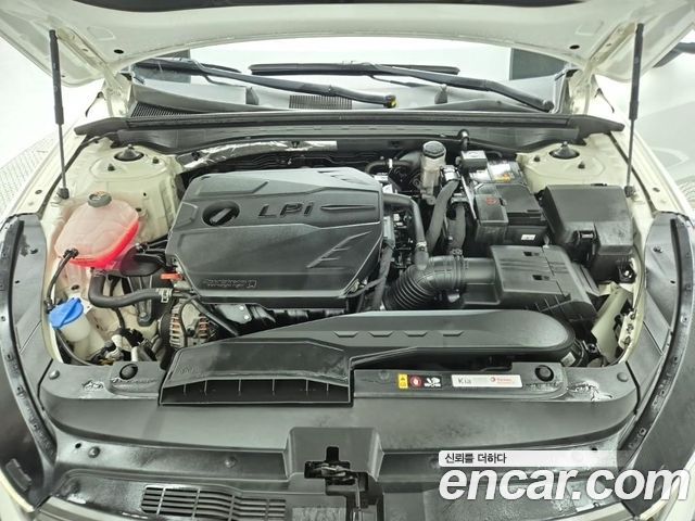 Kia K5 3-го поколения 2.0 LPI(Renter car) Strandard - фото 4
