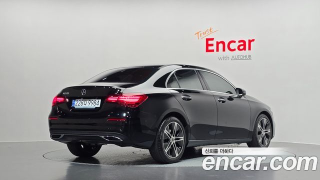 Mercedes-Benz A-Class W177 A220 Sedan - фото 1