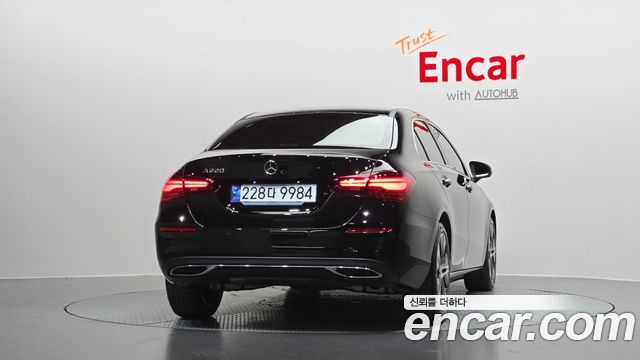 Mercedes-Benz A-Class W177 A220 Sedan - фото 3