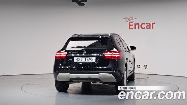 Mercedes-Benz GLA-Class X156 GLA220 - фото 2