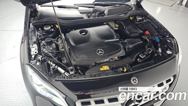 Mercedes-Benz GLA-Class X156 GLA220 - фото 4