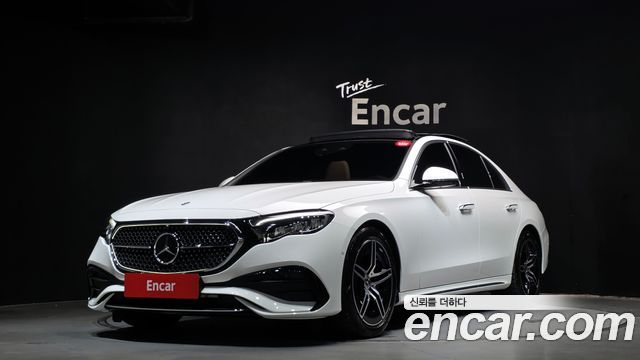Mercedes-Benz E-Class W214 E200 AMG Line - фото 0