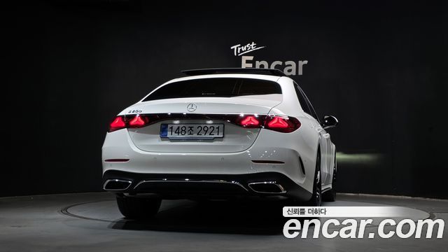 Mercedes-Benz E-Class W214 E200 AMG Line - фото 3
