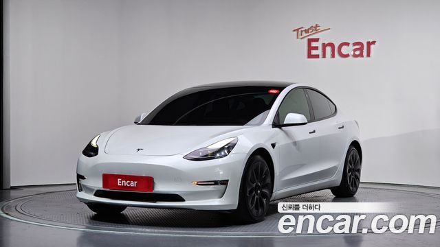 Tesla Model 3 Long Range AWD - фото 0