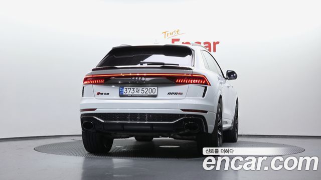 Audi RSQ8 4.0 TFSI Quattro - фото 3