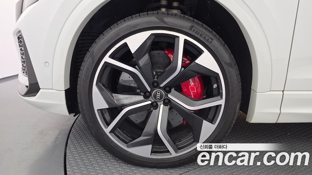 Audi RSQ8 4.0 TFSI Quattro - фото 4