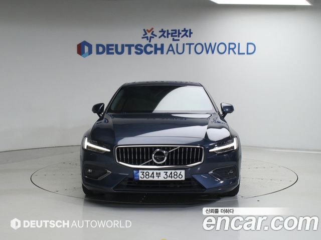 Volvo S60 3-го поколения B5 Inscription - фото 2