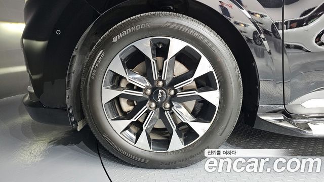 Kia Carnival 4-го поколения 9-Seater Hi-Limousine Signature - фото 4