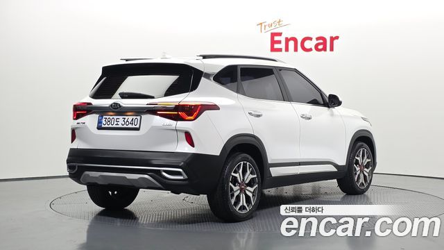 Kia Seltos Gasoline 1.6 Turbo 2WD Signature - фото 1