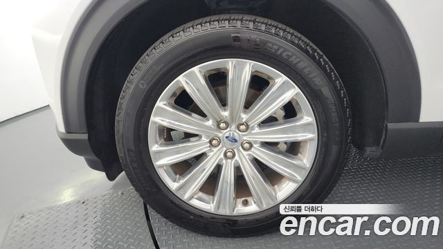 Ford Explorer 6-го поколения 2.3 LimIted 4WD - фото 3