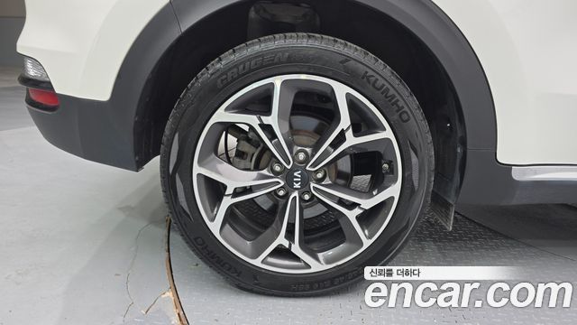 Kia Sportage Diesel 2.0 2WD Prestige - фото 4