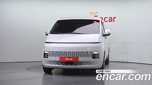 Hyundai Staria 4WD Tourer 11-Seater Modern - фото 2