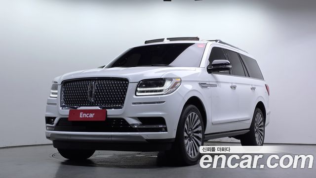 Lincoln Navigator 4-го поколения 3.5L - фото 0