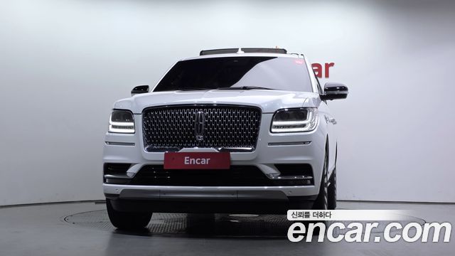 Lincoln Navigator 4-го поколения 3.5L - фото 2
