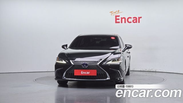 Lexus ES 7-го поколения Luxury Plus - фото 2