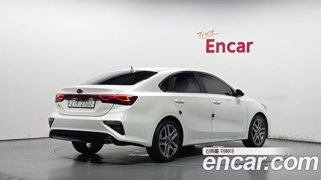 Kia K3 Совершенно новый Luxury - фото 1