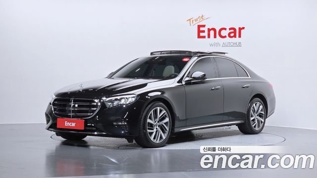 Mercedes-Benz E-Class W214 E220d 4MATIC Exclusive - фото 0