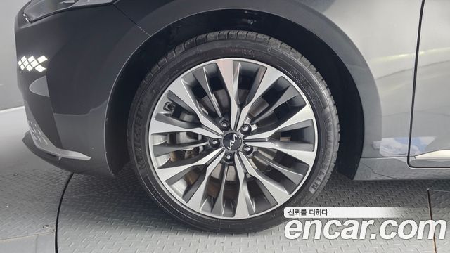 Kia K8 2.5 Gasoline 2WD Noblesse - фото 4