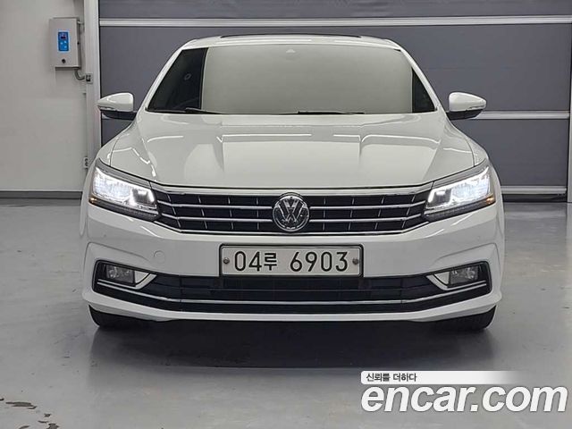 Volkswagen Passat Новый 2.0 TSI B7 - фото 1