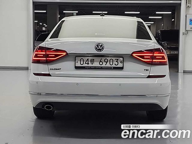 Volkswagen Passat Новый 2.0 TSI B7 - фото 2