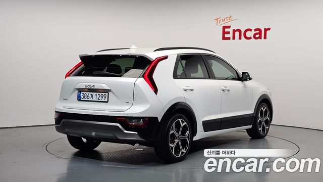 Kia Niro Совершенно новый Signature - фото 1