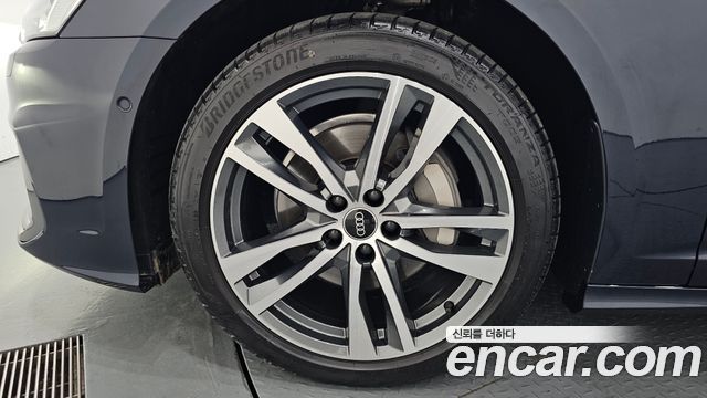 Audi A6 C8 45 TFSI Quattro Premium - фото 4