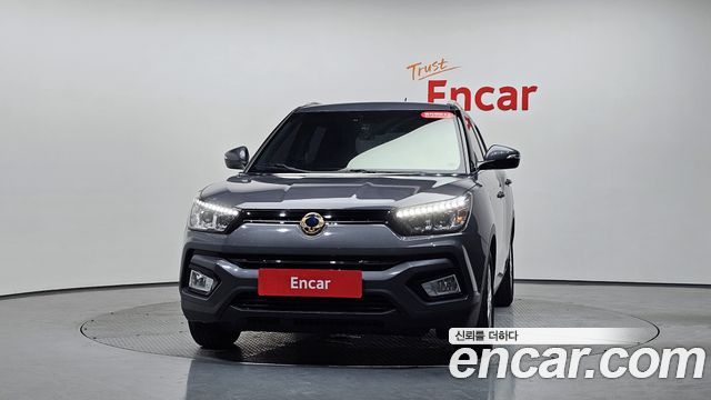 SsangYong Tivoli VX 2WD - фото 1