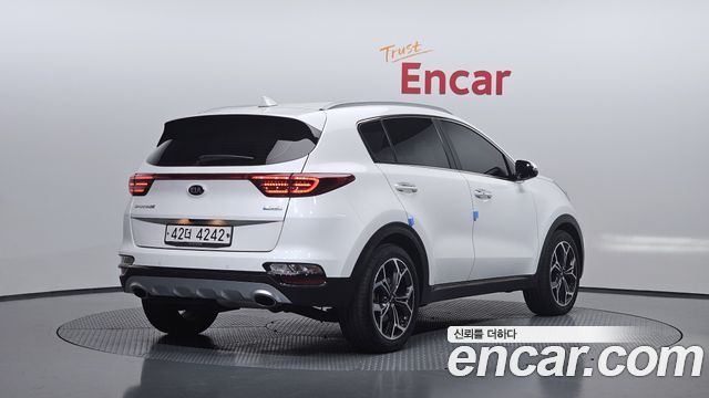 Kia Sportage Diesel 2.0 2WD Inteligent - фото 1