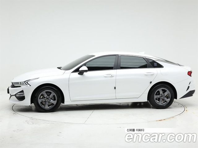 Kia K5 3-го поколения 2.0 LPI(Renter car) Strandard - фото 2