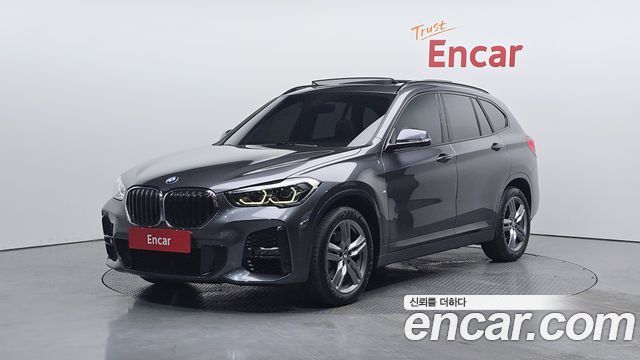 BMW X1 F48 xDrive 20i M Sport - фото 0