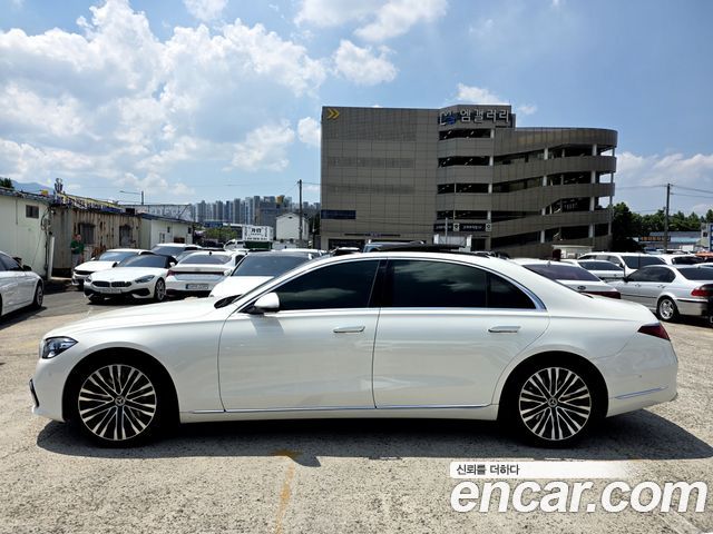 Mercedes-Benz S-Class W223 S580L 4MATIC - фото 4