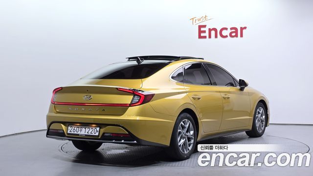 Hyundai Sonata DN8 2.0 Premium Family - фото 1