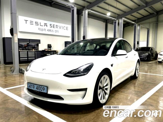 Tesla Model 3 RWD - фото 0