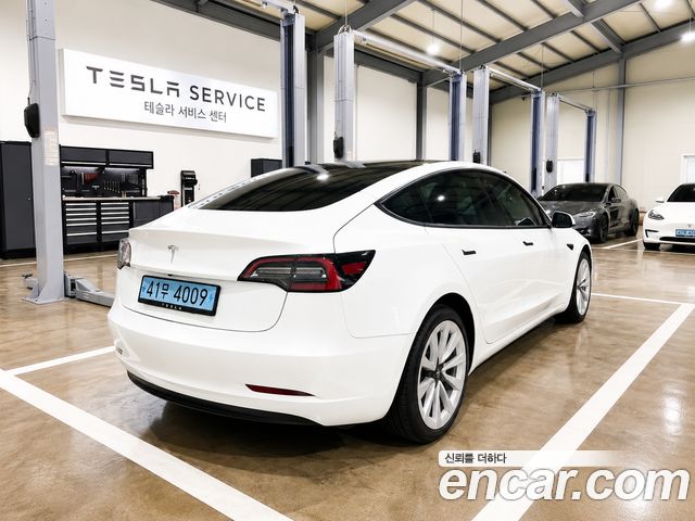 Tesla Model 3 RWD - фото 1