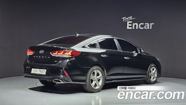 Hyundai Sonata 2.0 Smart Spicial - фото 1