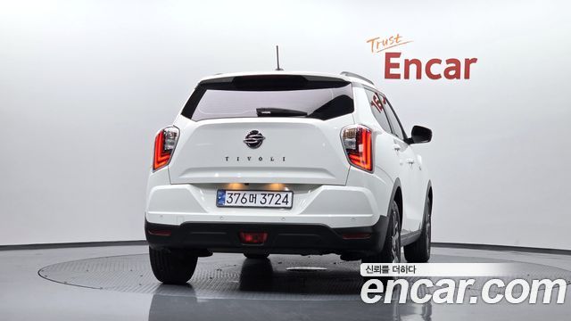 SsangYong Tivoli Gasoline 1.5 2WD V3 - фото 3