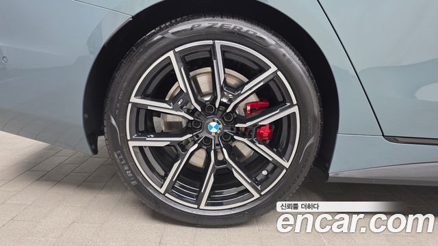 BMW 4-Series G22 420i M Sport Pro Gran Coupe - фото 4