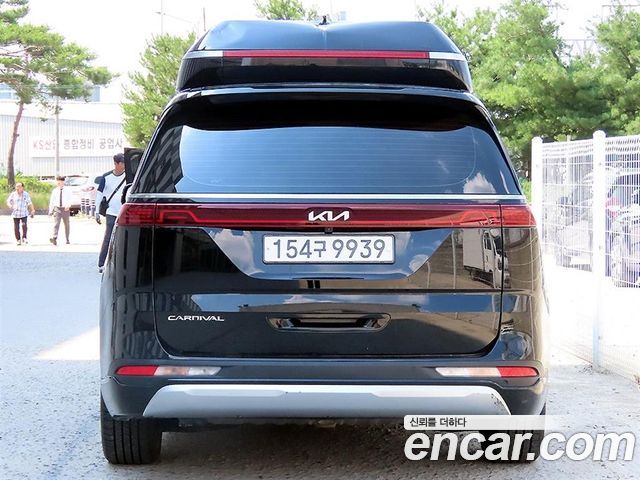 Kia Carnival 4-го поколения 9-Seater Hi-Limousine Signature - фото 3