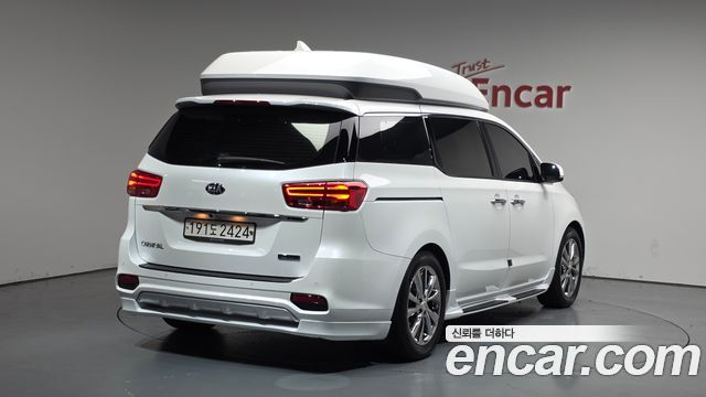 Kia Carnival Новый 9-Seater Hi-Limousine Prestige Hiroof - фото 1