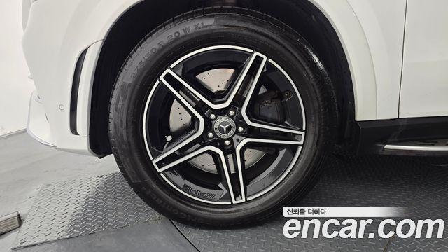 Mercedes-Benz GLE-Class W167 GLE400d 4MATIC Coupe - фото 4