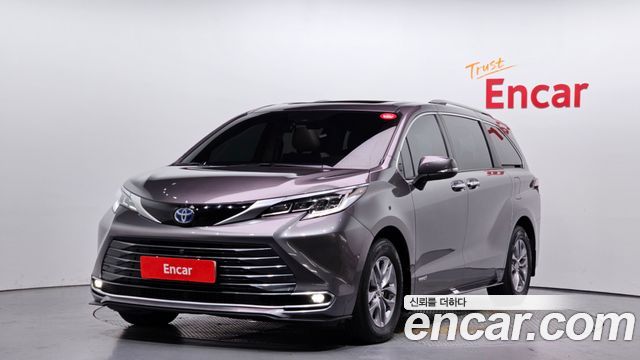 Toyota Sienna 4-го поколения 2.5 Hybrid AWD - фото 0
