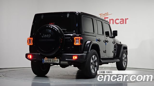 Jeep Wrangler JL 2.0 Overland 4Door - фото 1