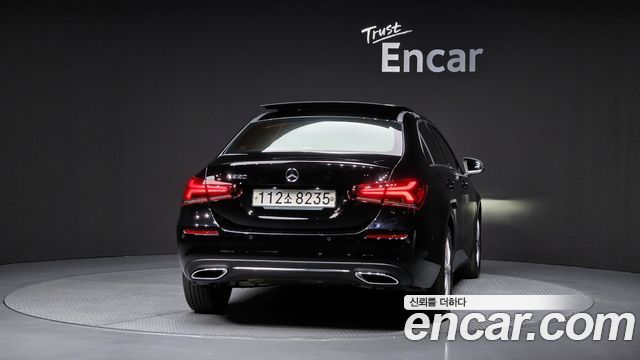 Mercedes-Benz A-Class W177 A220 Sedan - фото 4
