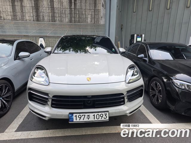 Porsche Cayenne PO536 3.0 E-Hybrid Coupe - фото 0