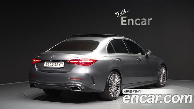 Mercedes-Benz C-Class W206 C300 4MATIC AMG Line - фото 1
