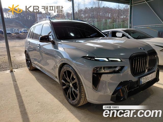 BMW X7 G07 M60i xDrive M sport 6STR - фото 1
