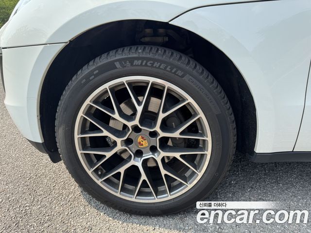 Porsche Macan 2.0 95B - фото 4