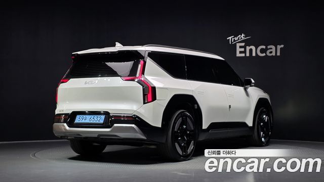 Kia EV9 Long Range 4WD Earth - фото 1