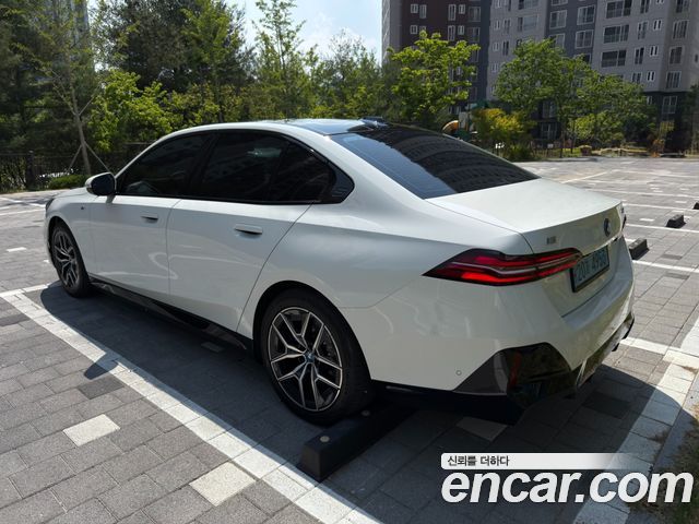 BMW i5 G60 eDrive 40 M Sport - фото 1